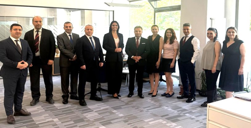 EVREN VE AYSEL, HALKBANK İSTANBUL 4. BÖLGE KOORDİNATÖRLÜĞÜNE 'HAYIRLI OLSUN' ZİYARETİNDE BULUNDU, BAYRAMLARINI KUTLADI