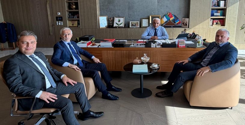 ZİRAAT BANKASI YÖNETİM KURULU BAŞKANI TANYERİ İLE YÖNETİM KURULU ÜYELERİ KILIÇ VE AYDOĞAN, BÖLGE BAŞKANIMIZ EVREN'İ KABUL ETTİ