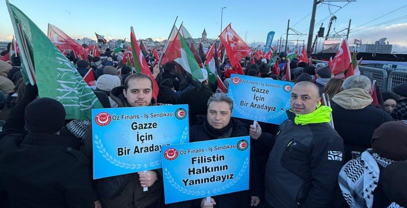 FİLİSTİN'DE YAŞANAN KATLİAMA DUR DEMEK İÇİN GALATA KÖPRÜSÜNDE BULUŞTUK
