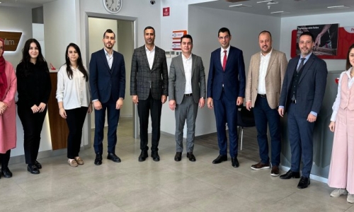 ZİRAAT VE HALK BANKASI ZEYTİNBURNU, CEVİZLİBAĞ İLE ZİRAAT KATILIM ZEYTİNBURNUNDA BULUNAN ŞUBELERİ ZİYARET EDİLDİ